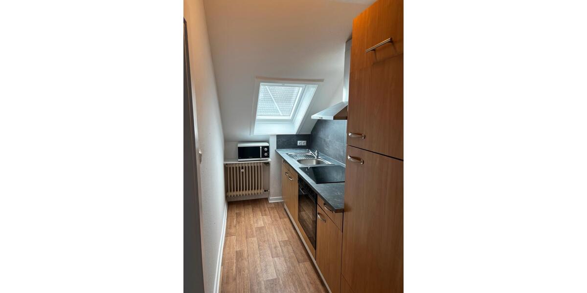 Dachgeschoßwohnung Grefrath - 2 Zimmer, 40 m&sup2;, 375&euro; | Angebot:25965173