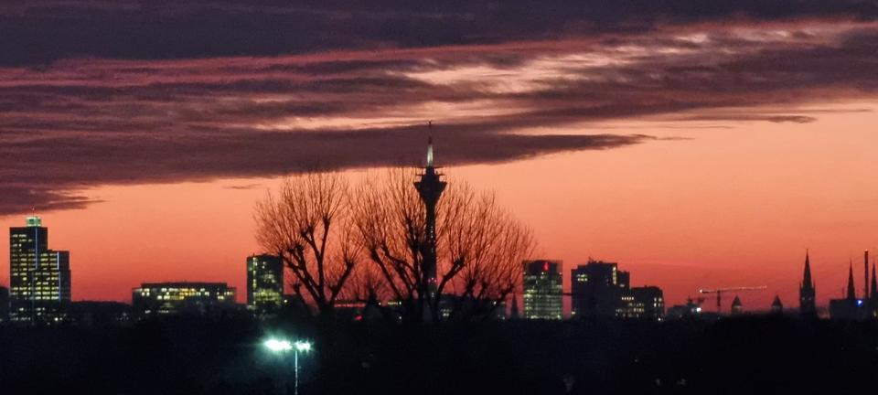 Einfamilienhaus Düsseldorf Stadtbezirk 7 - 3 Zimmer, 96 m&sup2;, 1.850&euro; | Angebot:25725338