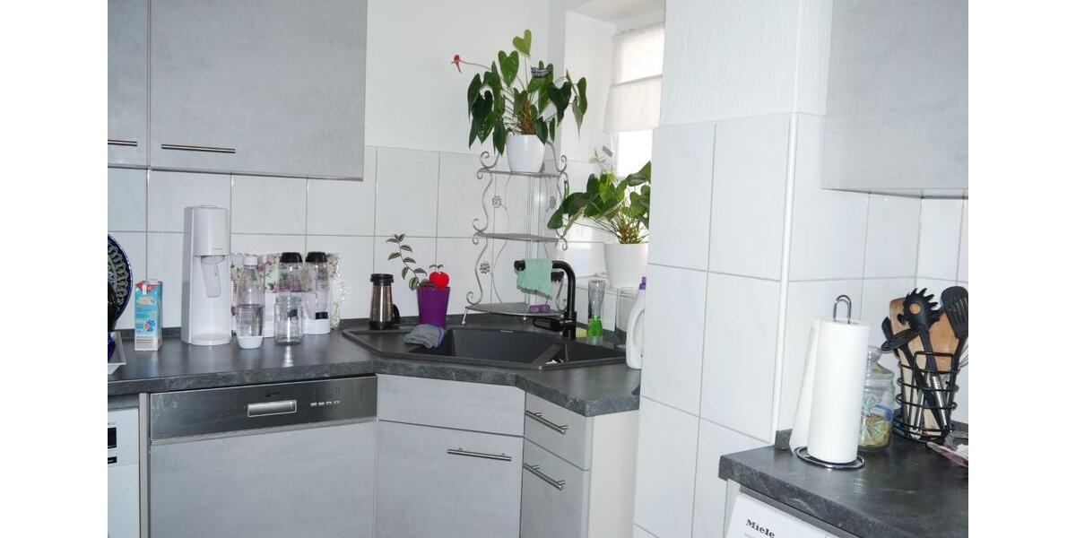 Etagenwohnung Duisburg Mittelmeiderich - 4 Zimmer, 100 m&sup2;, 798&euro; | Angebot:25754033