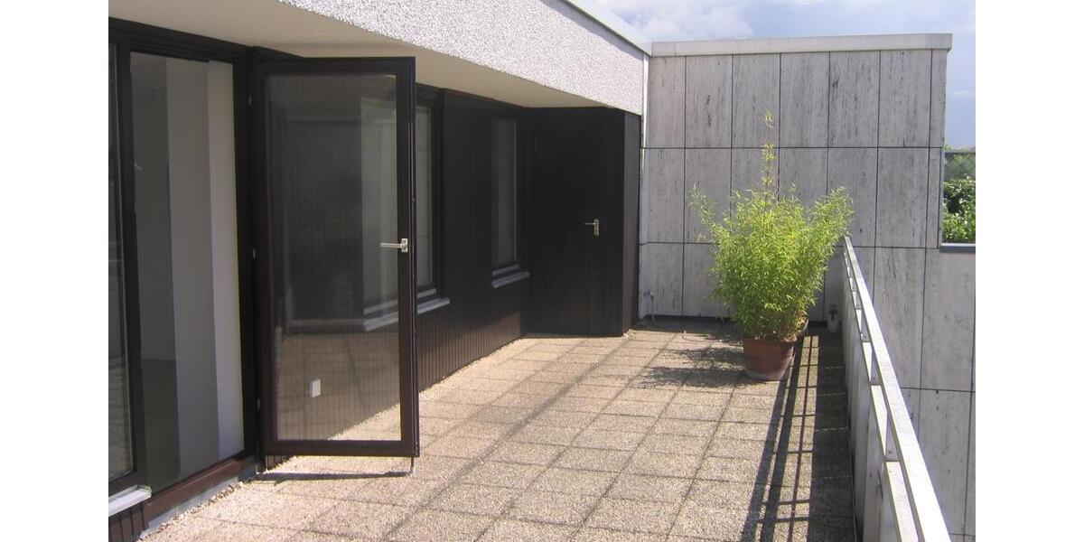 Dachgeschoßwohnung Hilden Kalstert - 2 Zimmer, 90 m&sup2;, 1.170&euro; | Angebot:26444568