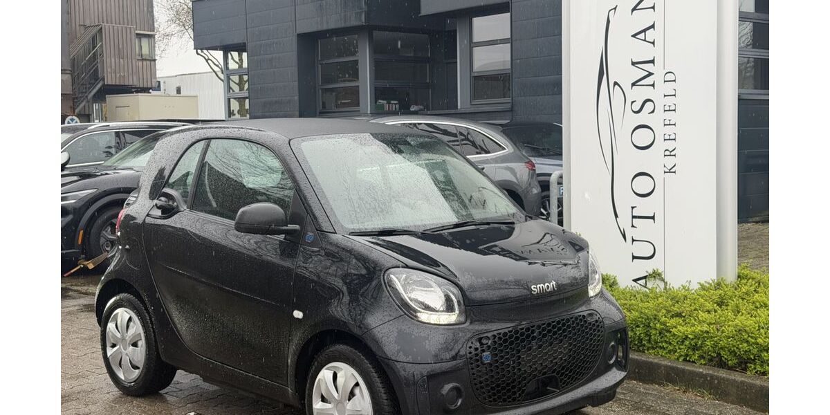 Smart ForTwo 21.203 km 9.950 &euro; Krefeld 47805