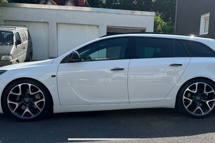 Opel Insignia 77.500 km 18.790 &euro; Mettmann 40822