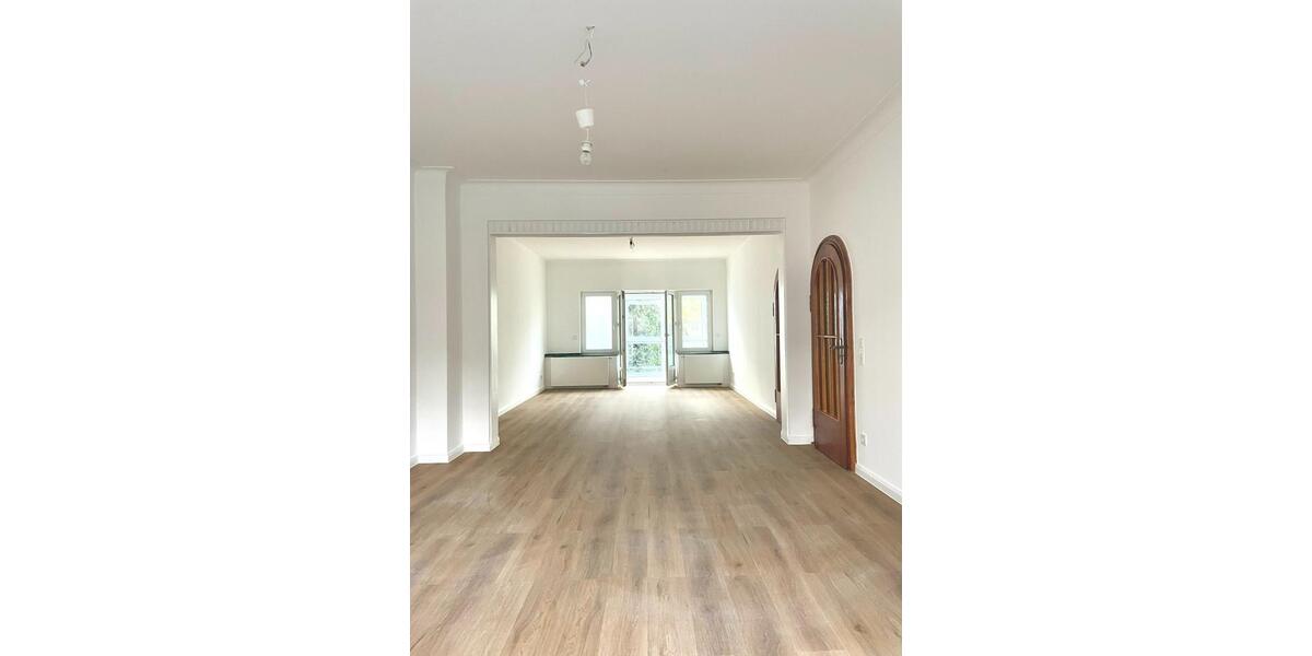 Maisonettenwohnung Düsseldorf Stadtbezirk 6 - 7 Zimmer, 185 m&sup2;, 2.900&euro; | Angebot:25960261