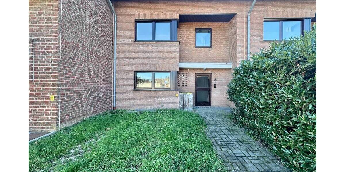 Reihenmittelhaus Neuss Rosellen - 6 Zimmer, 162 m&sup2;, 579.000&euro; | Angebot:26657261
