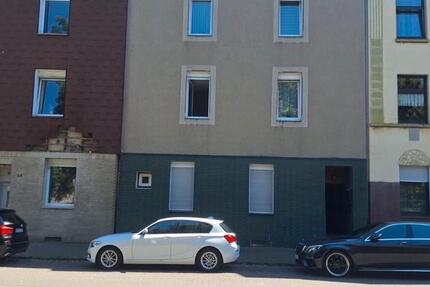 Haus Duisburg Beeck - 10 Zimmer, 250 m&sup2;, 324.000&euro; | Angebot:26580352