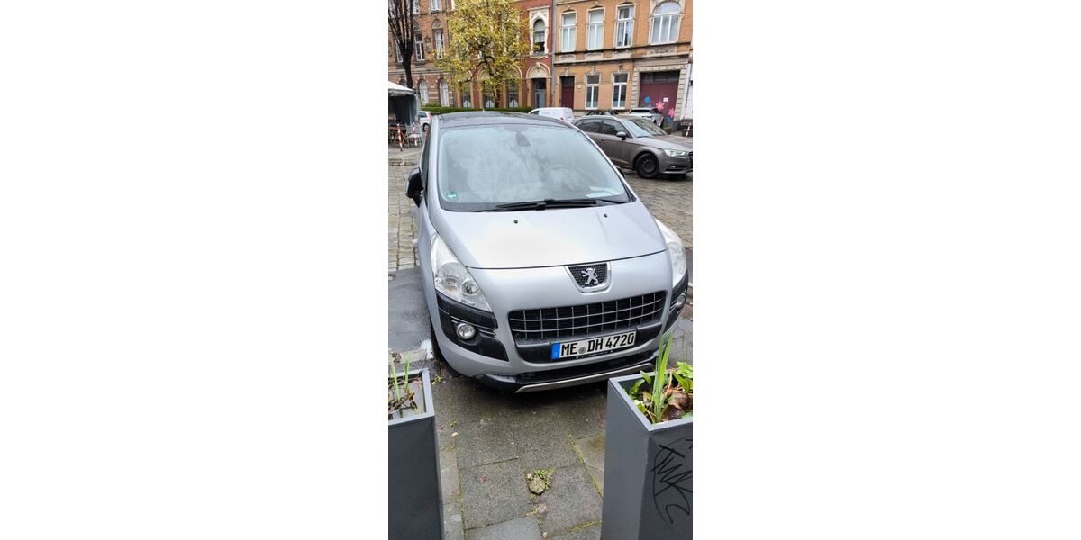 Peugeot 3008 214.000 km 4.390 &euro; Düsseldorf 40233