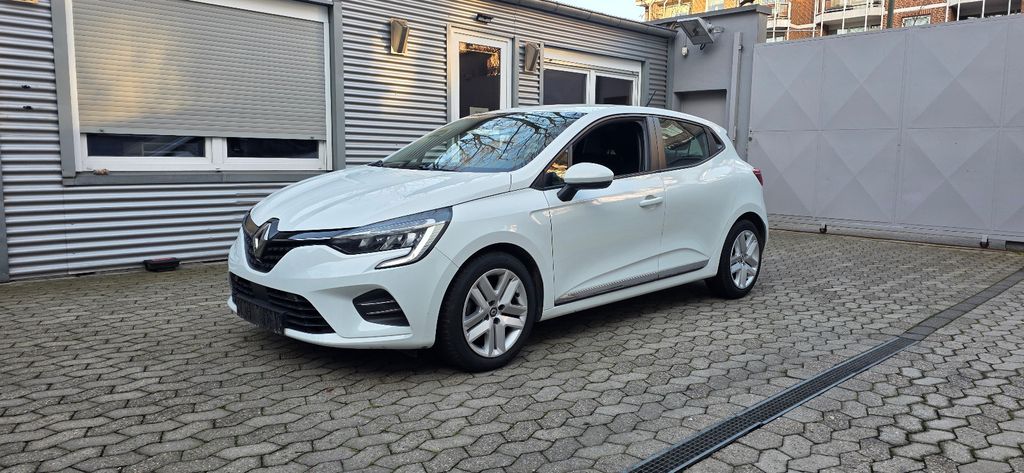Renault Clio 139.900 km 9.499 &euro; DÜSSELDORF 40227