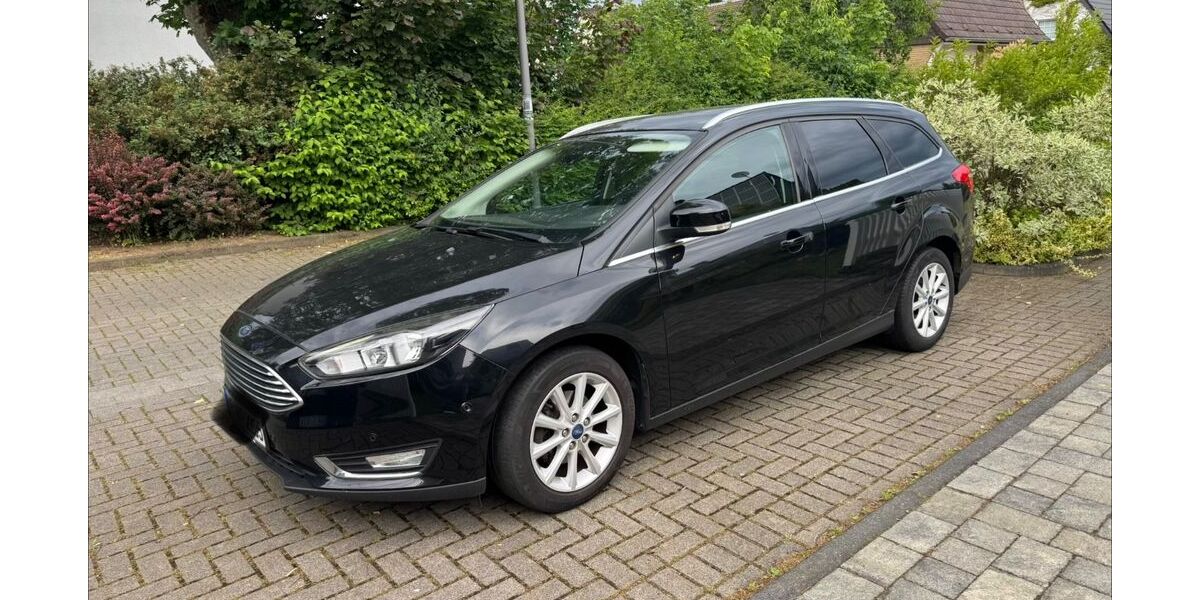 Ford Focus 6.400 km 7.995 &euro; Langenfeld 40764