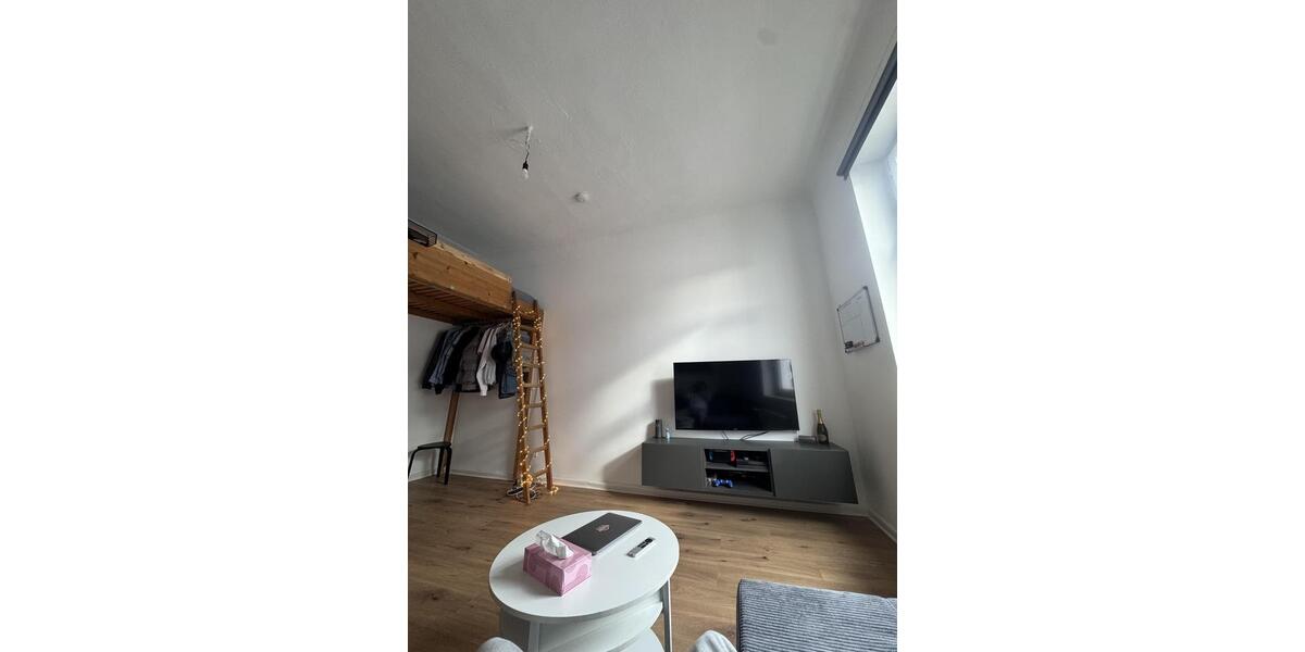 Etagenwohnung Düsseldorf Stadtbezirk 3 - 1 Zimmer, 23 m&sup2;, 638&euro; | Angebot:25975476