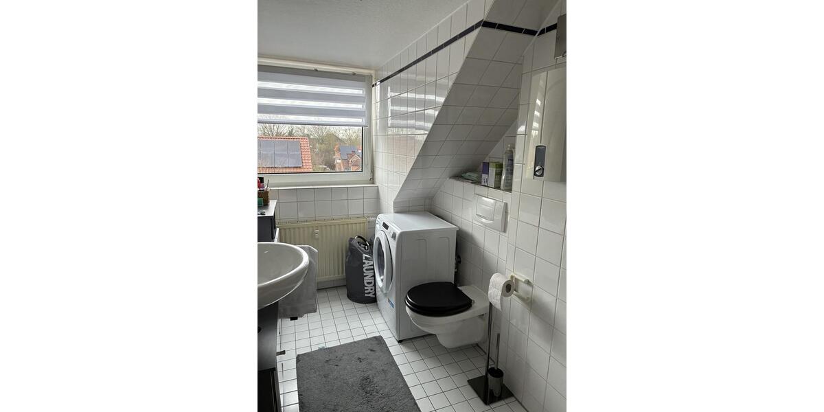 Etagenwohnung Meerbusch - 2.5 Zimmer, 72 m&sup2;, 802&euro; | Angebot:25064784