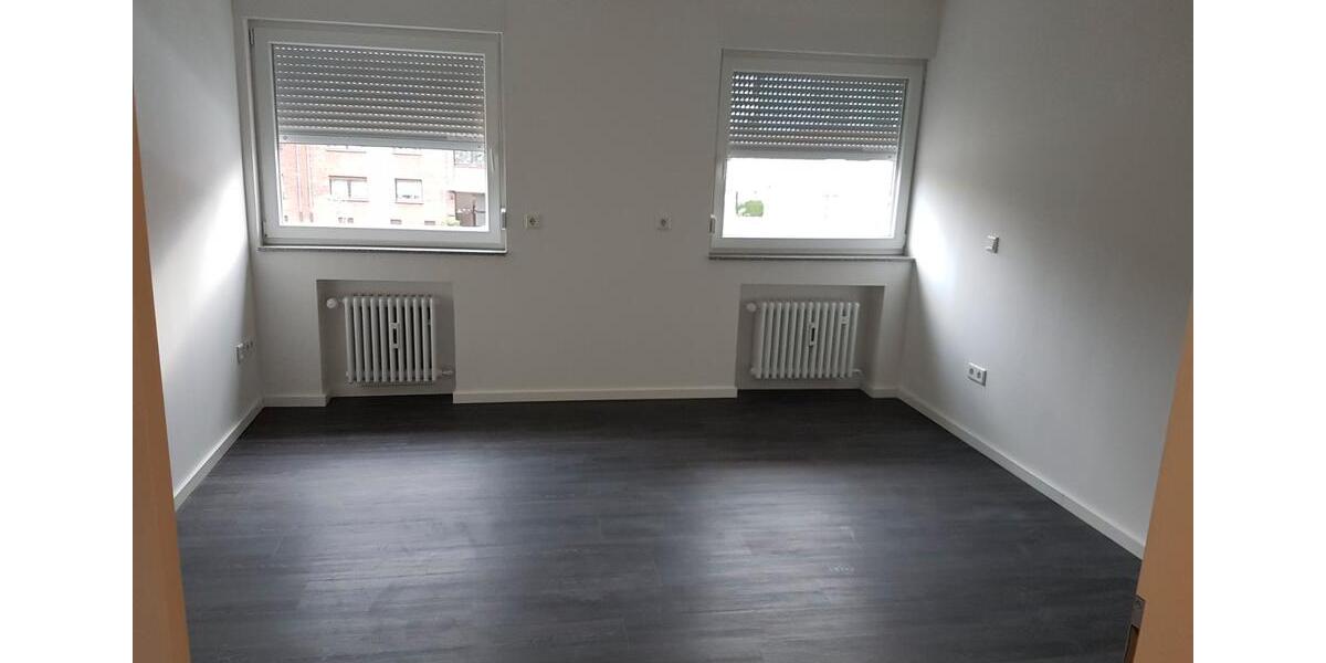 Etagenwohnung Oberhausen Biefang - 4 Zimmer, 102 m&sup2;, 988&euro; | Angebot:26611612