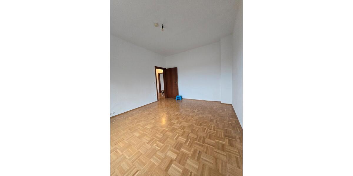 Etagenwohnung Duisburg Mittelmeiderich - 3 Zimmer, 78 m&sup2;, 600&euro; | Angebot:27592745