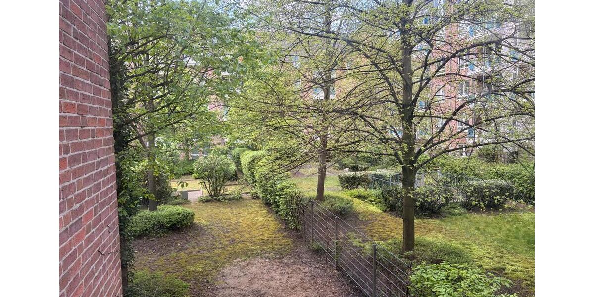Etagenwohnung Düsseldorf Oberbilk - 2 Zimmer, 66 m&sup2;, 440&euro; | Angebot:26182874