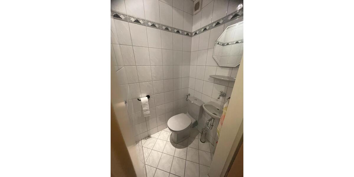 Hochparterre Düsseldorf Stadtbezirk 9 - 3.5 Zimmer, 77 m&sup2;, 220.000&euro; | Angebot:25933784