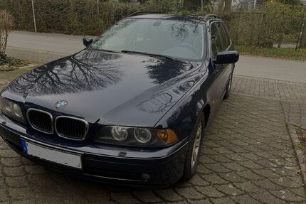 BMW 520 129.000 km 4.950 &euro; Ratingen 40882