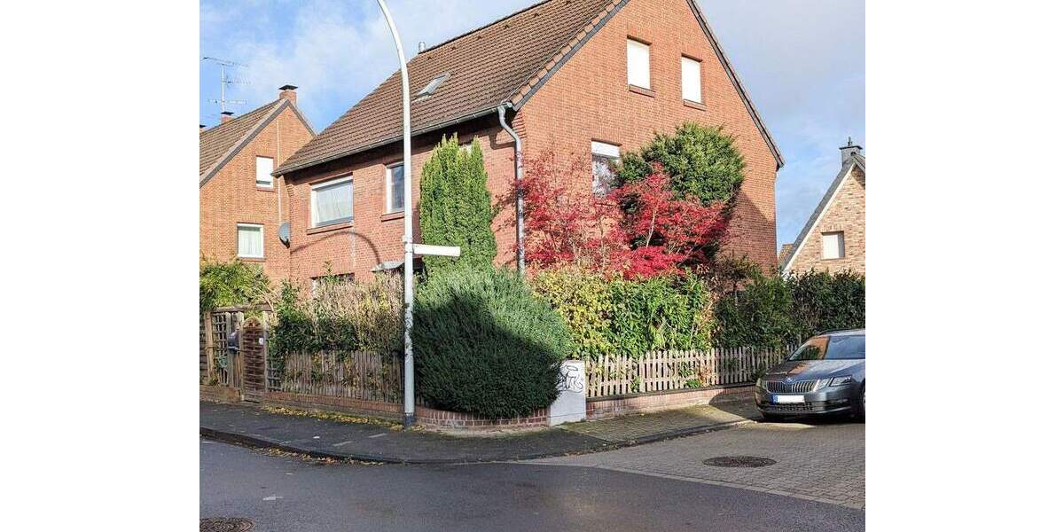 Einfamilienhaus Grevenbroich Orken - 7 Zimmer, 188 m&sup2;, 469.000&euro; | Angebot:25690046