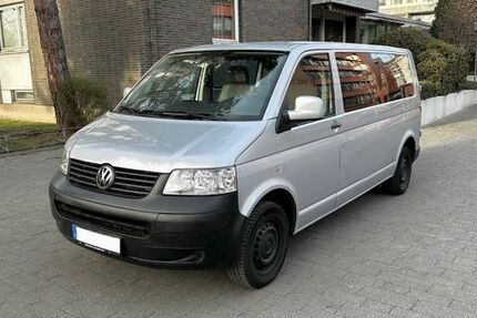 VW T5 Caravelle 329.500 km 9.600 &euro; Düsseldorf 40595