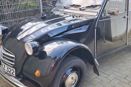 Citroen 2 CV 34.898 km 9.999 &euro; Hilden 40724