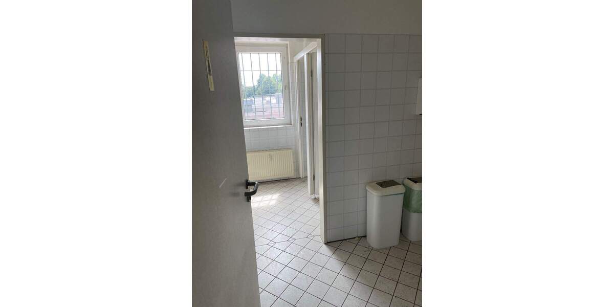 Gewerbeobjekt Krefeld Kempener Feld/Baakeshof - 2.580&euro; | Angebot:25801981