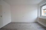Etagenwohnung Duisburg Mittelmeiderich - 3 Zimmer, 72 m&sup2;, 645&euro; | Angebot:18971901