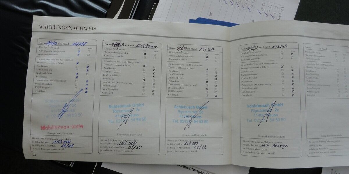 Lancia Delta Oro 1,9d 140 KW HU11/27 Klimatr+Navi+Leder 167.000 km 4.900 &euro; Neuss 41462