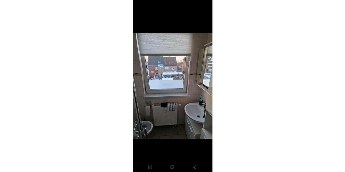 Dachgeschoßwohnung Dormagen Broich - 1.5 Zimmer, 40 m&sup2;, 760&euro; | Angebot:26250709