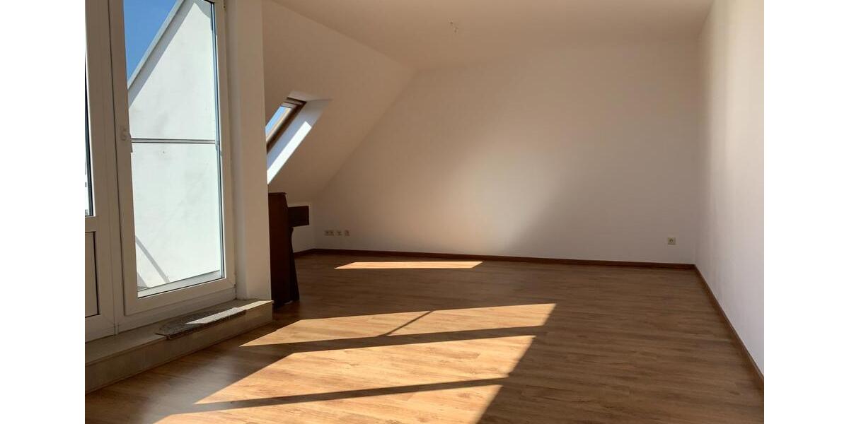 Dachgeschoßwohnung Willich - 2 Zimmer, 60 m&sup2;, 670&euro; | Angebot:25887329