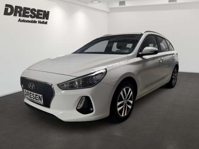 Hyundai i30 84.627 km 12.990 &euro; Neuss 41464