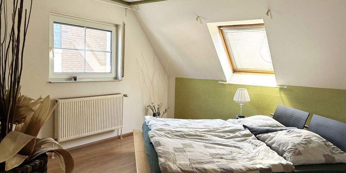 Einfamilienhaus Hilden Kalstert - 3 Zimmer, 125 m&sup2;, 595.000&euro; | Angebot:25772600