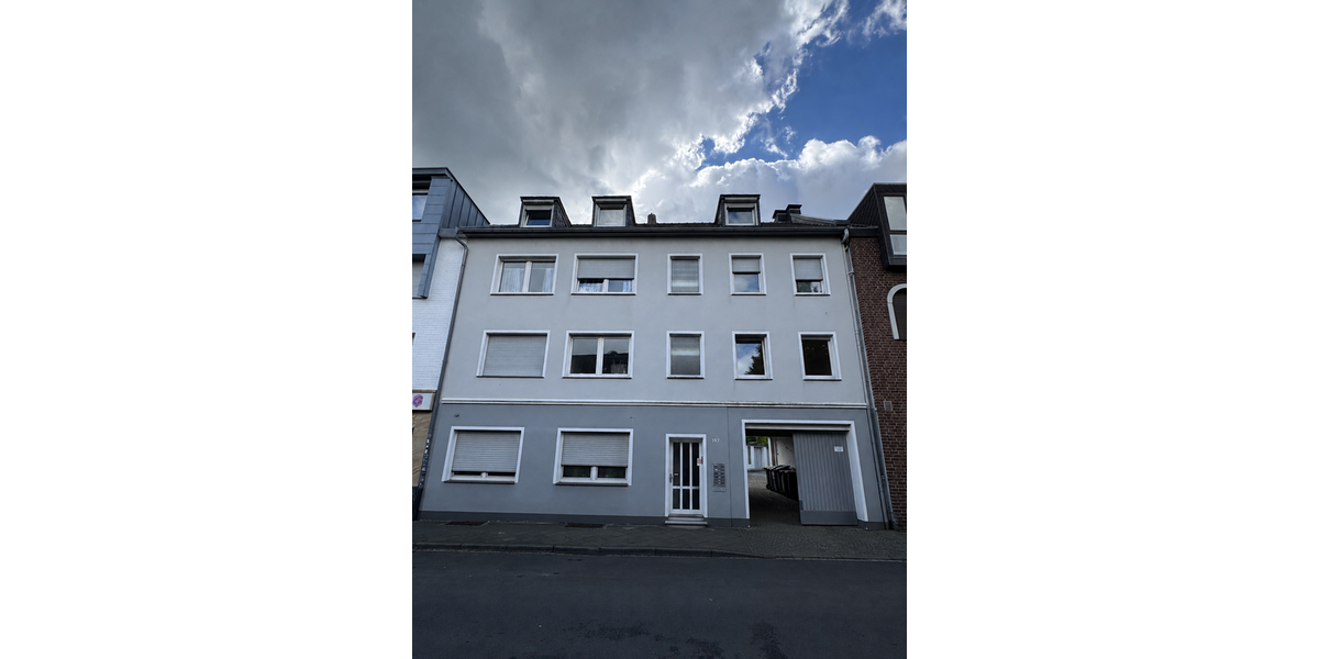 Einfamilienhaus Mönchengladbach Holt - 14 Zimmer, 350 m&sup2;, 415.000&euro; | Angebot:26675000