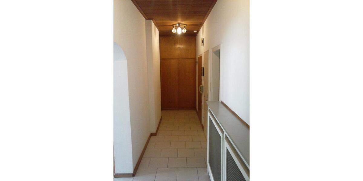 Etagenwohnung Krefeld - 2 Zimmer, 78 m&sup2;, 580&euro; | Angebot:25380044