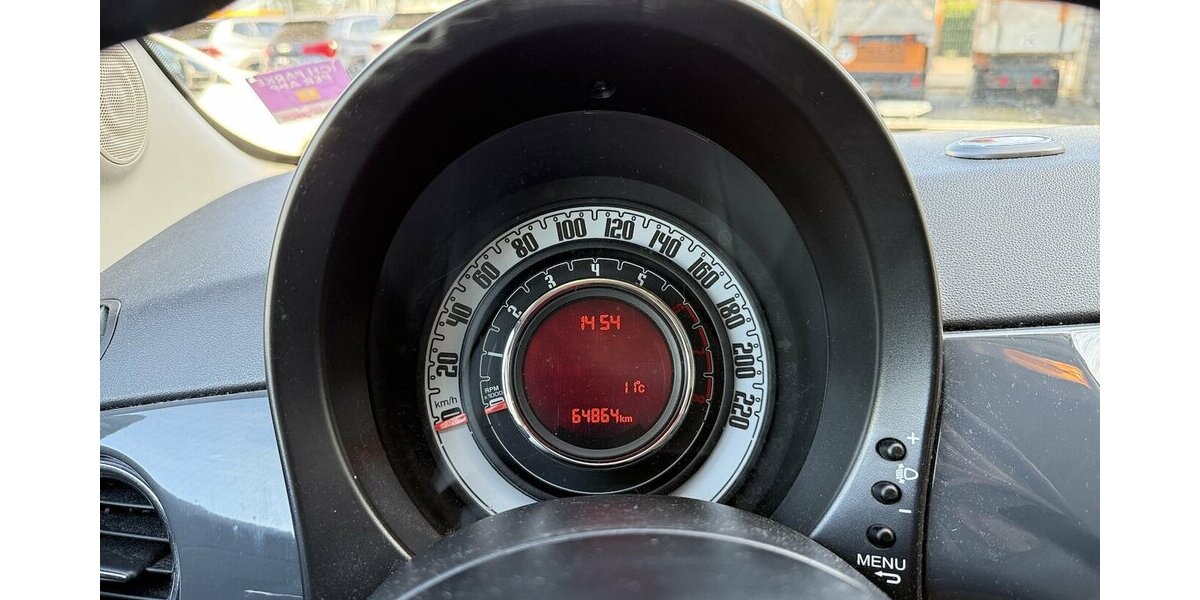 Fiat 500 Lounge / Automatik / Cabriodach / Klima 64.000 km 10.990 &euro; Mönchengladbach 41066