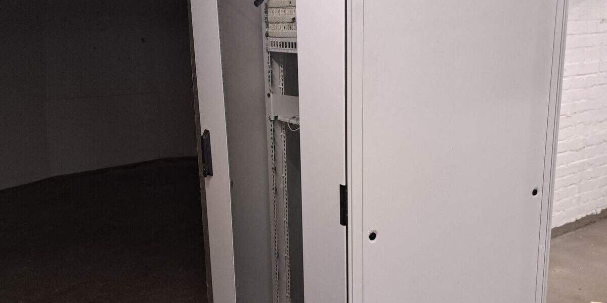 Gewerbeobjekt Duisburg Untermeiderich - 6 Zimmer, 380 m&sup2;, 3.200&euro; | Angebot:25799436