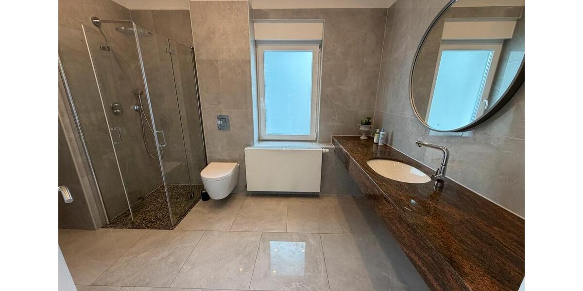Einfamilienhaus Düsseldorf Stadtbezirk 5 - 2 Zimmer, 75 m&sup2;, 1.570&euro; | Angebot:27537502