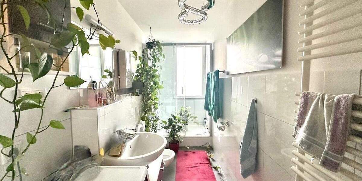 Mehrfamilienhaus, Wohnhaus Düsseldorf Heerdt - 6 Zimmer, 178 m&sup2;, 889.000&euro; | Angebot:25736814