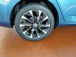 Skoda Fabia Drive 125 Best Of Pano PDC SHZ Navi 76.003 km 14.390 &euro; HAAN 42781