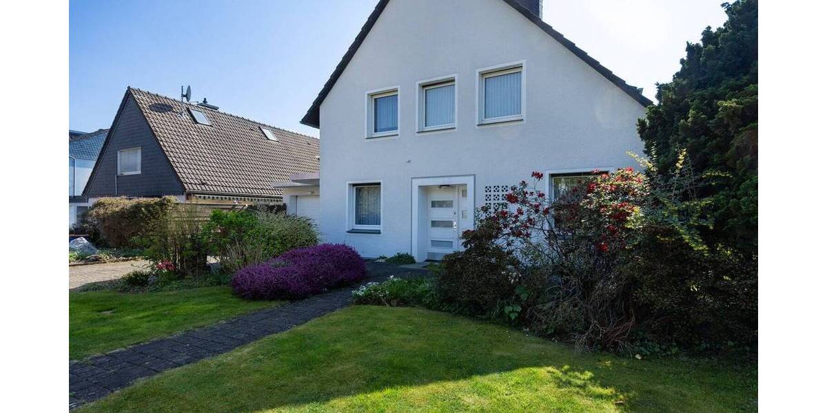 Einfamilienhaus Heiligenhaus Mitte - 9 Zimmer, 200 m&sup2;, 580.000&euro; | Angebot:25679812