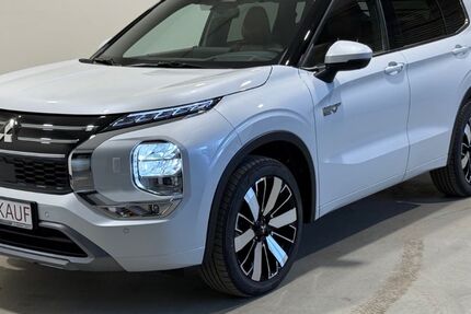 Mitsubishi Plug-in Hybrid Outlander 13.433 km 47.480 &euro; Mönchengladbach 41061