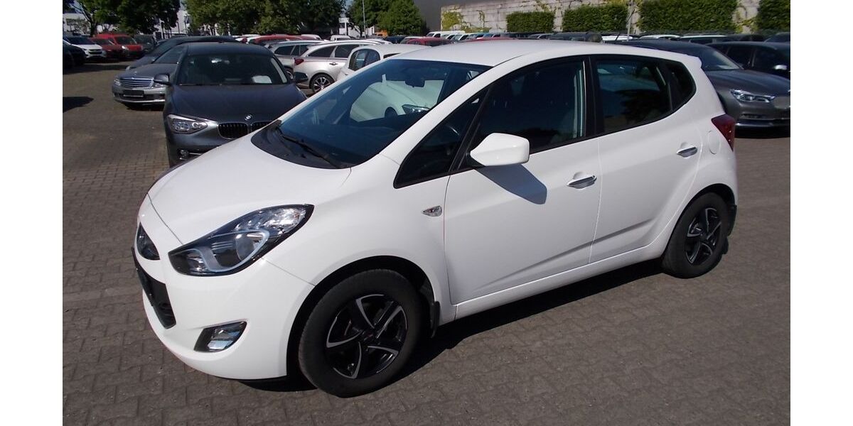 Hyundai ix20 106.989 km 7.500 &euro; Willich 47877