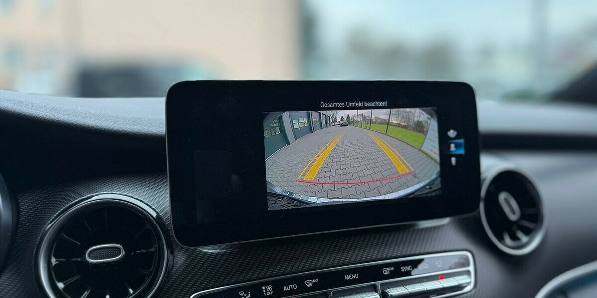 Mercedes-Benz V 300 d Lang / AMG Paket / 4MATIC / Leder / AHK 70.000 km 54.490 &euro; Mönchengladbach 41066