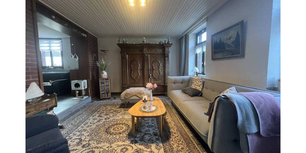 Mehrfamilienhaus, Wohnhaus Mönchengladbach-Rheindahlen Broich - 8 Zimmer, 241 m&sup2;, 359.000&euro; | Angebot:25744856