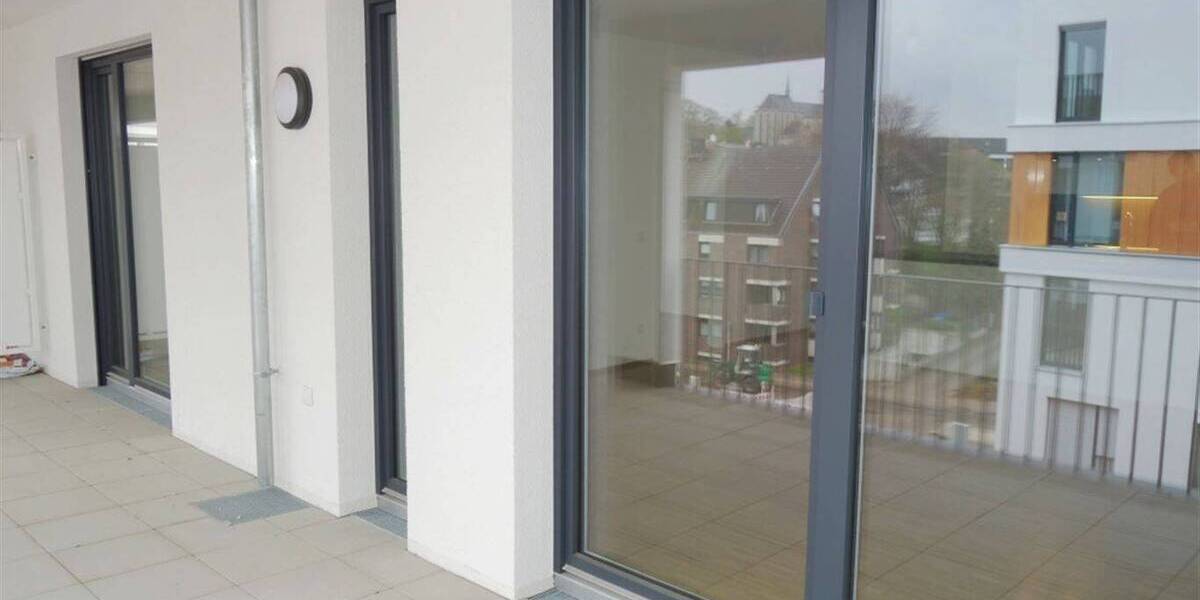 Etagenwohnung Mönchengladbach Stadtmitte - 4 Zimmer, 113 m&sup2;, 1.499&euro; | Angebot:26545278
