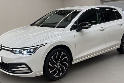 VW Golf 22.412 km 23.659 &euro; Krefeld 47805
