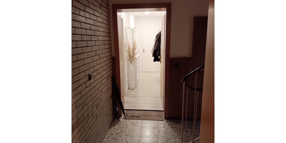 Etagenwohnung Mönchengladbach - 4 Zimmer, 89 m&sup2;, 850&euro; | Angebot:25805572