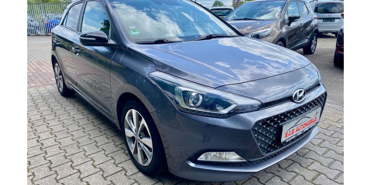 Hyundai i20 89.520 km 7.999 &euro; Moers 47445