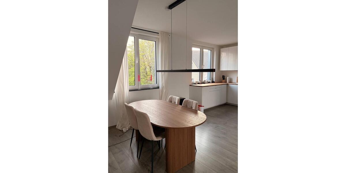 Dachgeschoßwohnung Düsseldorf Stadtbezirk 3 - 2 Zimmer, 64 m&sup2;, 1.400&euro; | Angebot:26644914