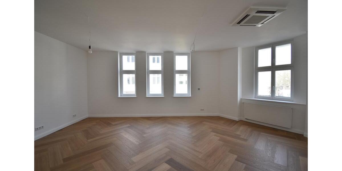 Etagenwohnung Düsseldorf Niederkassel - 2 Zimmer, 70 m&sup2;, 1.750&euro; | Angebot:25884292