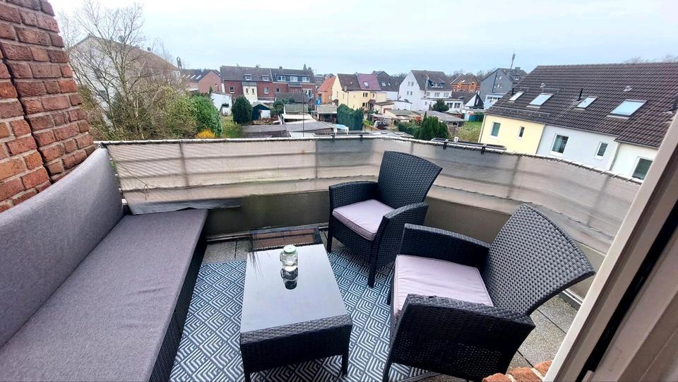 Dachgeschoßwohnung Ratingen Tiefenbroich - 3 Zimmer, 55 m&sup2;, 930&euro; | Angebot:26023005