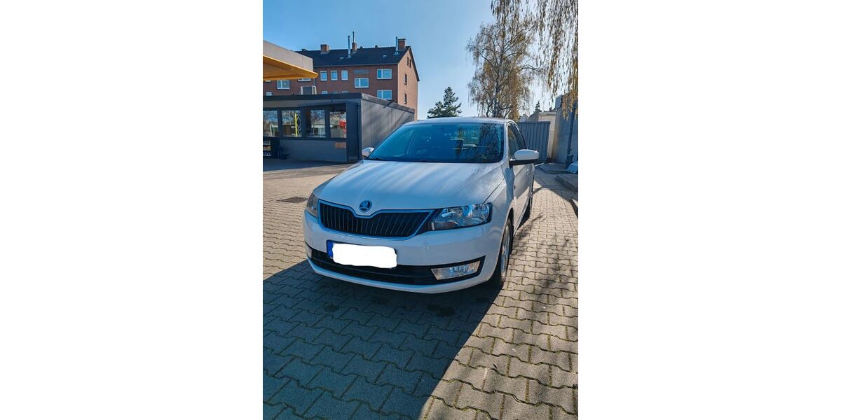 Skoda Rapid 152.000 km 6.900 &euro; Oberhausen 46045