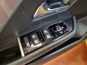 Opel Astra Ultimate Plug-in-Hybrid Navi Head Up 24.396 km 23.330 &euro; HAAN 42781